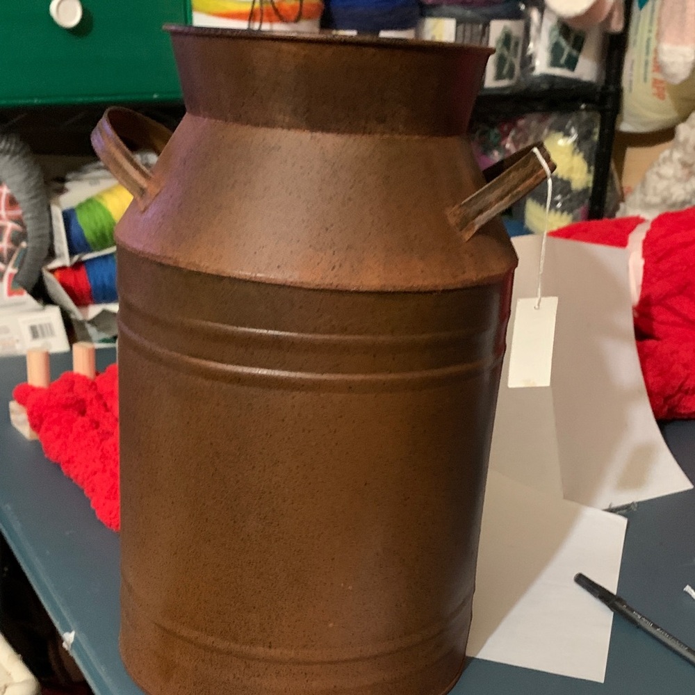 Rustic Brown Metal Milk Canister with Star Design - Picture 7 of 7